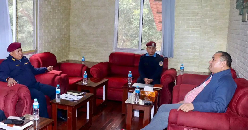 मुख्यमन्त्री शाह र प्रदेश प्रहरी प्रमुखबिच भेटवार्ता