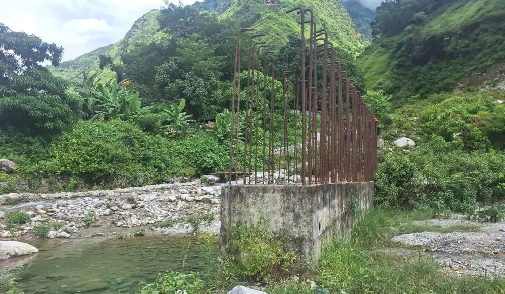 दार्चुलाको धौलीगाड पुलको निर्माण कार्य अलपत्र, एघार वर्षमा एउटा पिल्लर
