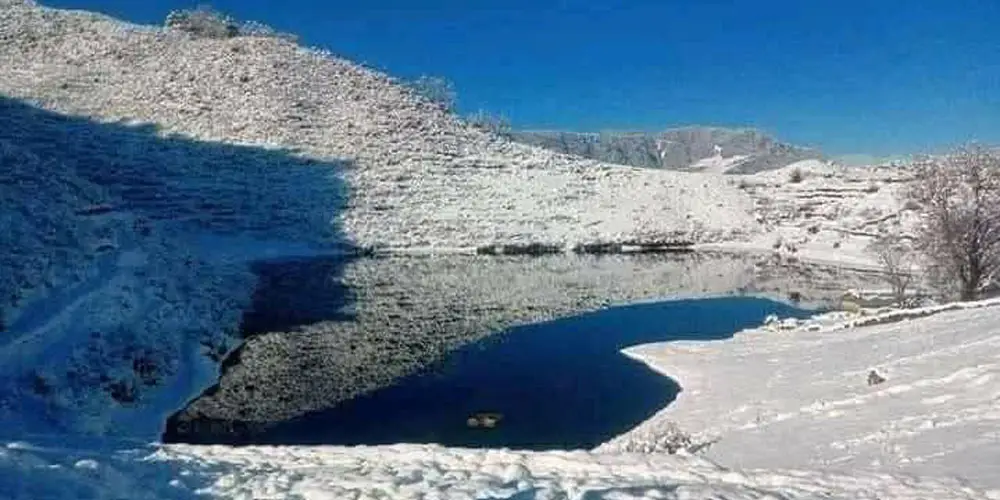 हिउँको घुम्टोमा मुस्कुराएको छेडेदह ताल