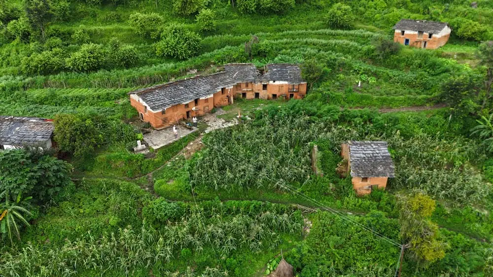 बसाइँसराइले रित्तियो पसेलागाउँ