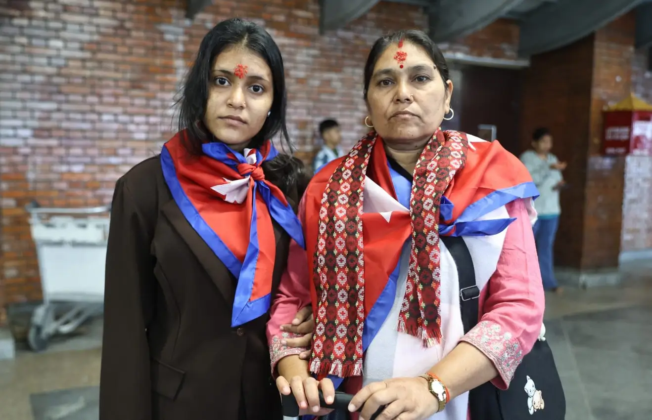 विपिनको रिहाइको माग गर्न इजरायल गए आमा र बहिनी