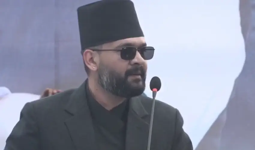 सुदूरपश्चिमका सांसदसँग छलफल गर्दै प्रधानमन्त्री