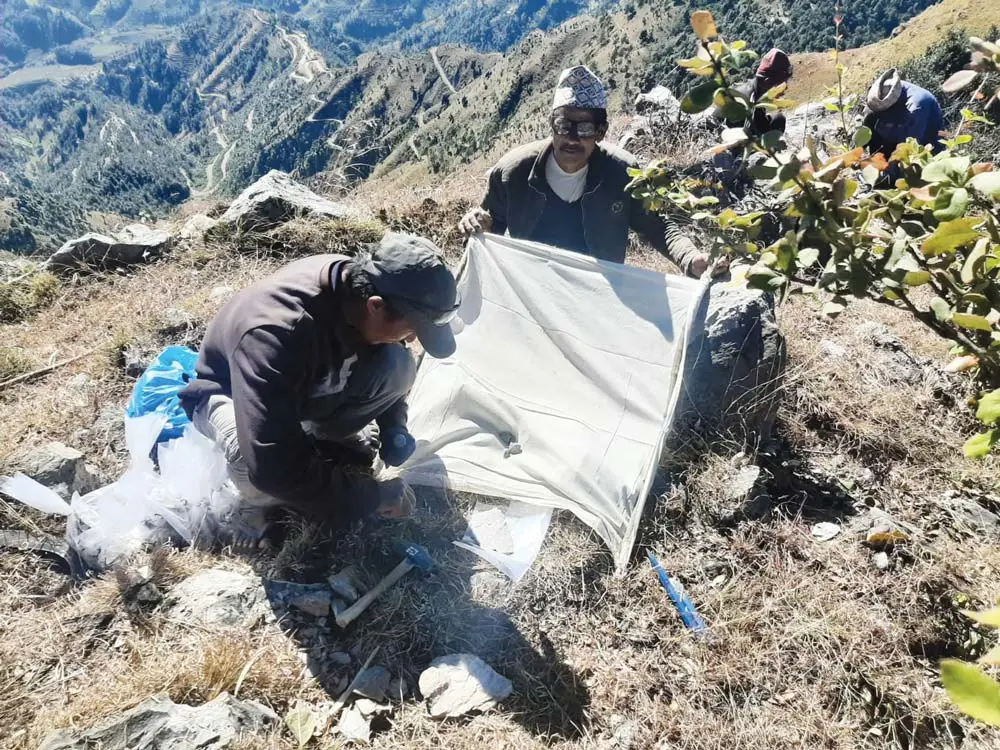 सिमेन्ट उद्योग खोल्न सडक विभागसँग राय माग