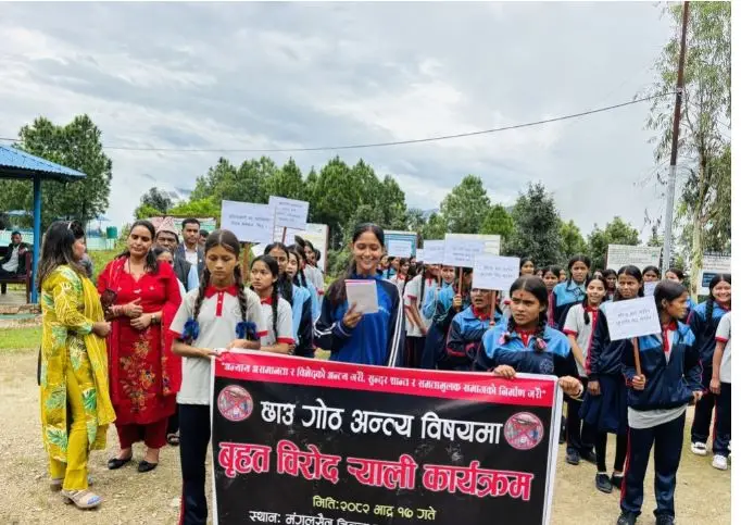 छाउपडीविरुद्ध अछाममा किशोरीको र्‍याली