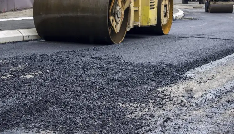 पूर्वप्रधानमन्त्रीको गाउँकै सडक भएन कालोपत्रे