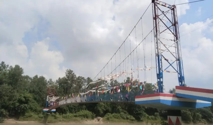 झोलङ्गे पुल निर्माण हुँदा स्थानीयलाई यात्रा गर्न सहज