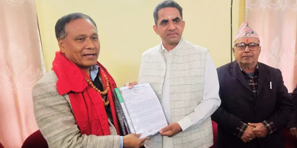 उद्योगको डिमान्ड शुल्क घटाउने मागसहित मन्त्री घिसिङलाई ज्ञापनपत्र