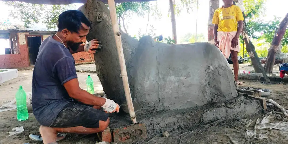 मूर्तिमा जीवन भर्ने प्रेमको सङ्घर्ष