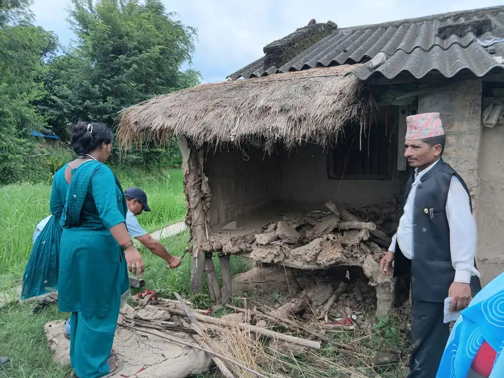 दुई पालिकामा छाउगोठ भत्काइँदै