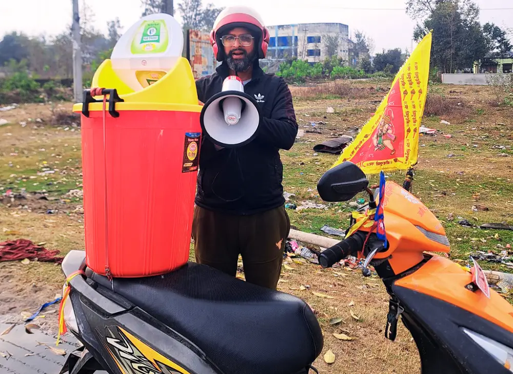 चुनाव चिन्हसहित चुनावी मैदानमा स्वतन्त्र उम्मेदवार लेखक