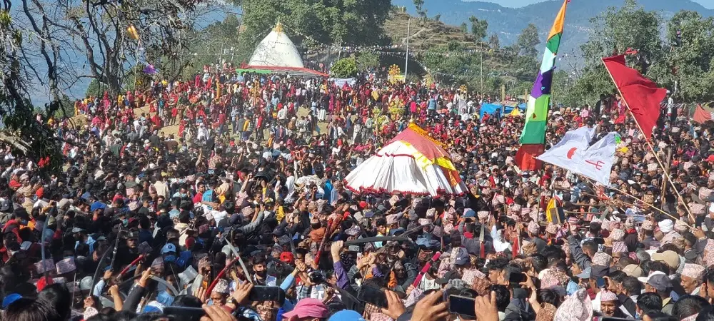 सुदूरपश्चिमकामा पूजाआजासँगै मेलाको रौनक