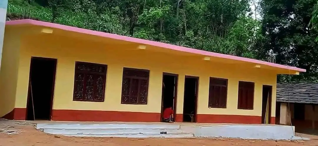 प्रदेश सरकारले विद्यालय भवन निर्माण गर्दै