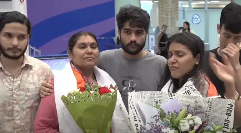 इजरायल पुगे जोशीका आमा र बहिनी हमासलाई गरिन विपिनको रिहाइको माग