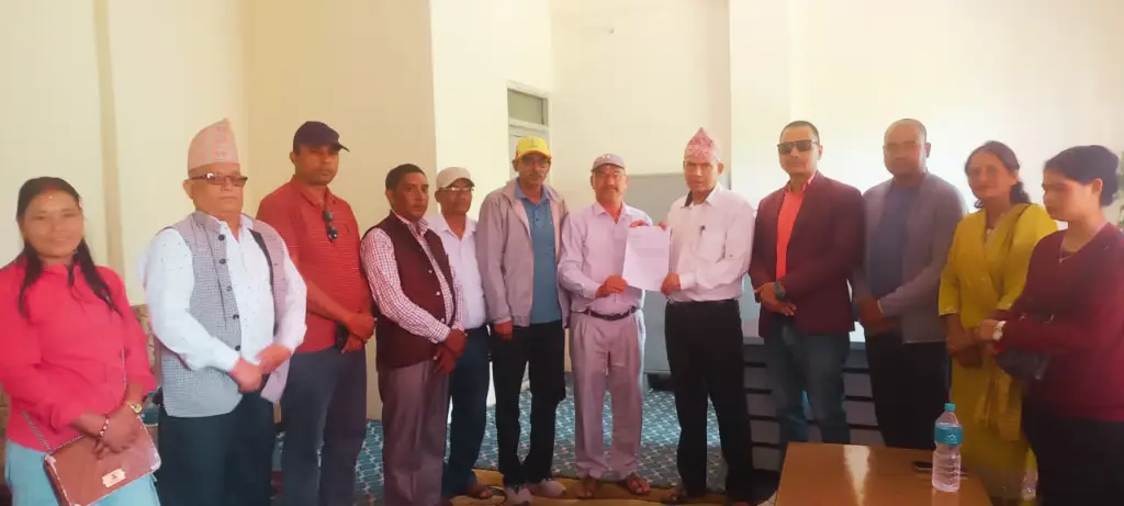 भूमि आयोग पुनर्स्थापनाको मागसहित प्रधानमन्त्रीलाई ज्ञापन