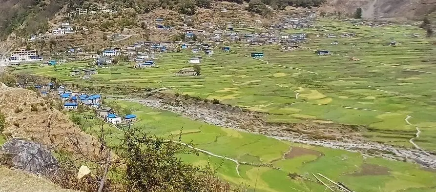 दलित बस्ती डोगडी बाढीपहिरोको उच्च जोखिममा