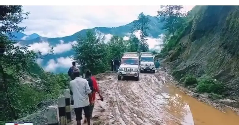 बारम्बारको सडक अवरुद्धले पुर्चाैडीका बासिन्दा हैरान