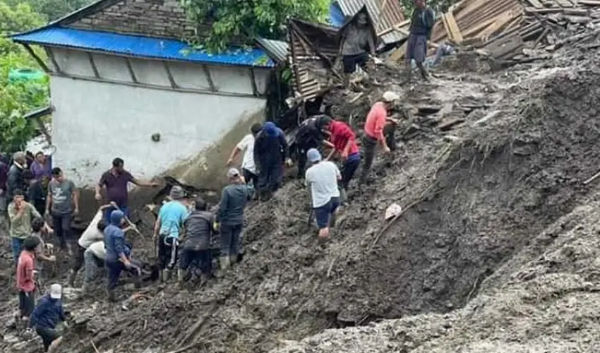 बाजुराको तलगाउँ पहिरोको जोखिममा